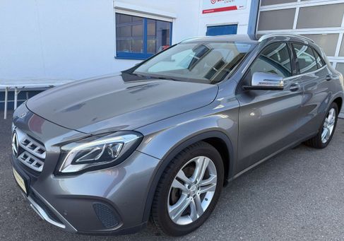 Mercedes-Benz GLA 180, 2019