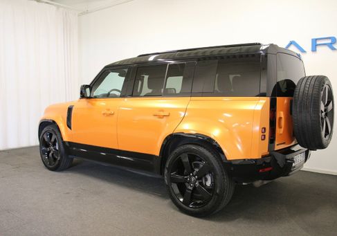 Land Rover Defender, 2025