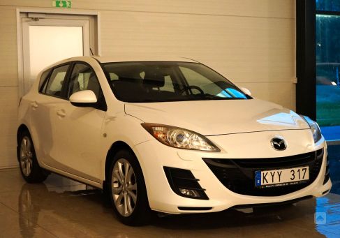 Mazda 3, 2010