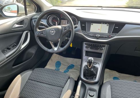 Opel Astra, 2020