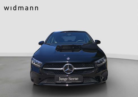 Mercedes-Benz A 180, 2025