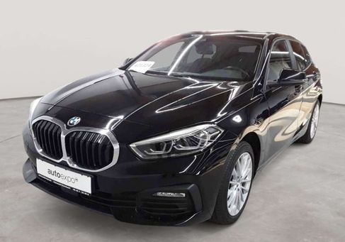 BMW 120, 2023