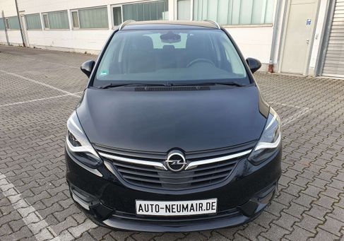 Opel Zafira Tourer, 2017