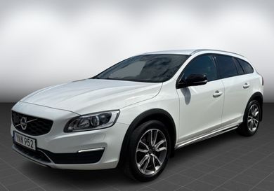 Volvo V60 Cross Country, 2018