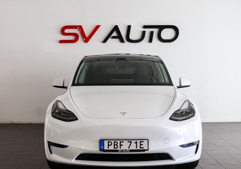 Tesla Model Y, 2023 2