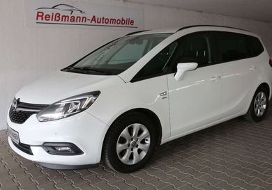 Opel Zafira, 2017