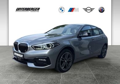 BMW 118, 2022