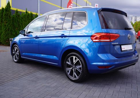 Volkswagen Touran, 2021 3