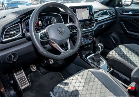Volkswagen T-Roc, 2023