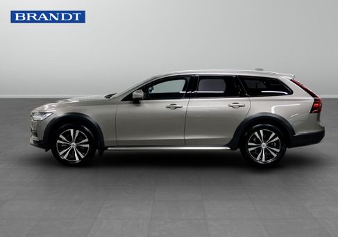 Volvo V90 Cross Country, 2021 3