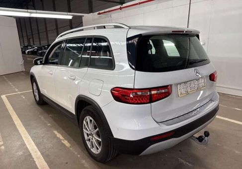 Mercedes-Benz GLB 180, 2021