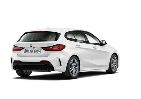 BMW 118, 2023
