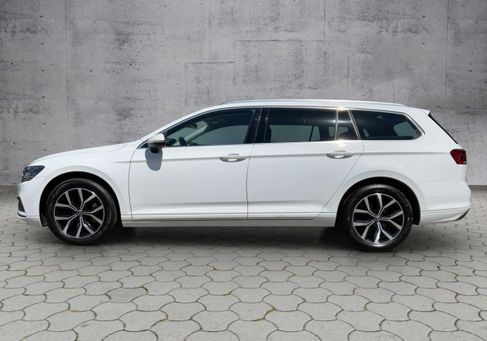 Volkswagen Passat Variant, 2023 3