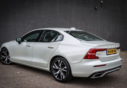 Volvo S60, 2021 3