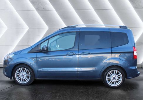 Ford Tourneo Courier, 2022