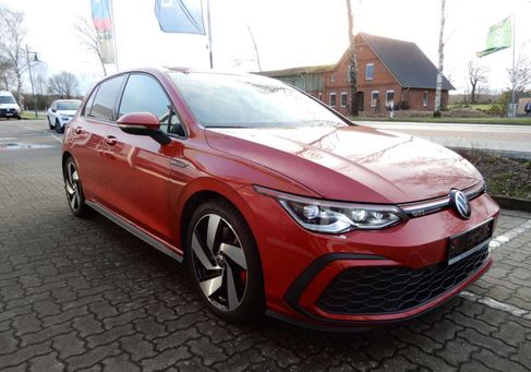 Volkswagen Golf, 2021 3