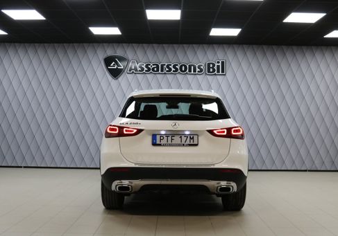 Mercedes-Benz GLA 250, 2023 3