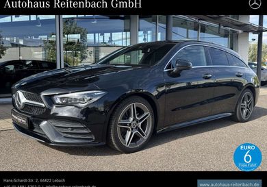 Mercedes-Benz CLA 200, 2022