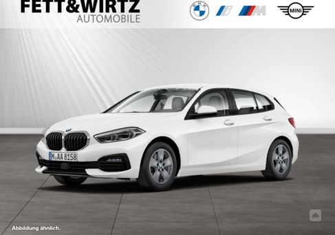 BMW 116, 2021