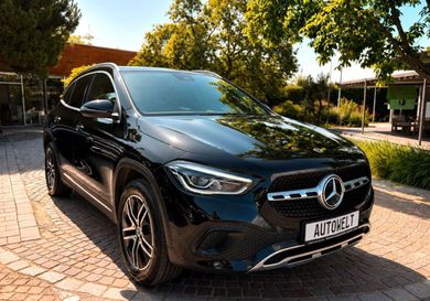 Mercedes-Benz GLA 200, 2020