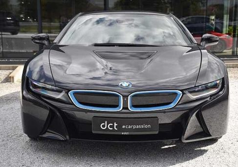 BMW i8, 2014