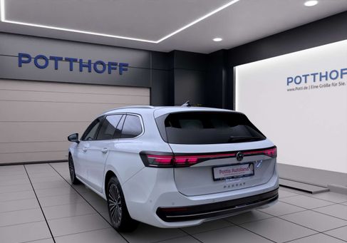 Volkswagen Passat Variant, 2024 3