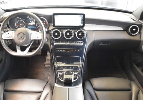 Mercedes-Benz C 300, 2020