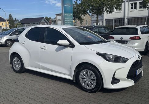 Toyota Yaris, 2022 3