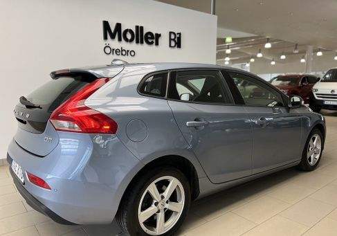 Volvo V40, 2017