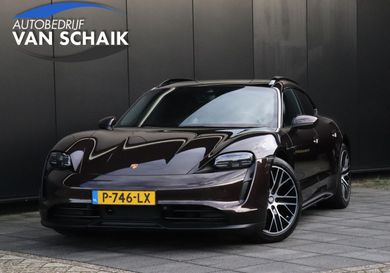 Porsche Taycan, 2022