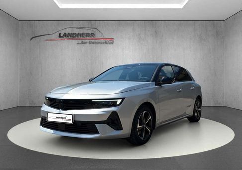 Opel Astra, 2025