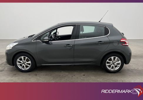 Peugeot 208, 2012