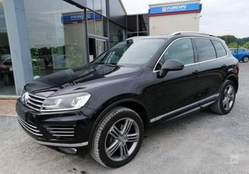 Volkswagen Touareg, 2015