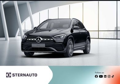 Mercedes-Benz GLA 200, 2021