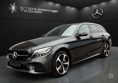 Mercedes-Benz C 300, 2020