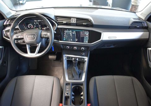 Audi Q3, 2022