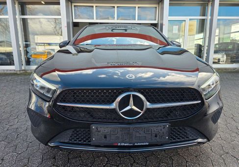 Mercedes-Benz A 220, 2023