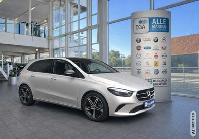 Mercedes-Benz B 200, 2022