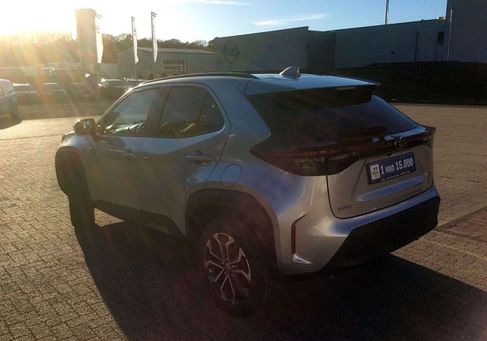 Toyota Yaris Cross, 2025