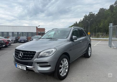 Mercedes-Benz ML 350, 2013