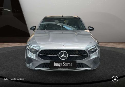 Mercedes-Benz A 250, 2023