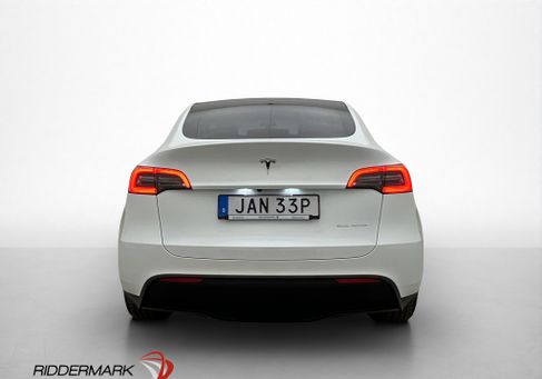 Tesla Model Y, 2023 3