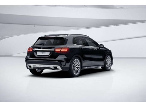 Mercedes-Benz GLA 200, 2018