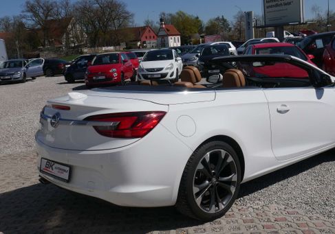 Opel Cascada, 2018
