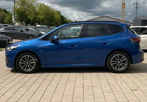 BMW 218, 2024