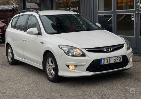 Hyundai i30, 2012