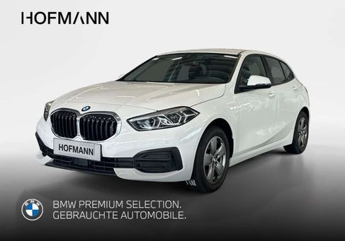 BMW 118, 2022