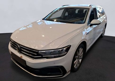 Volkswagen Passat, 2023 2