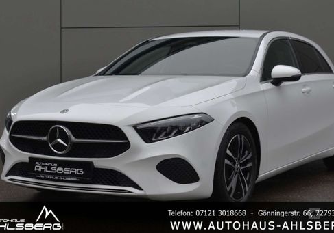 Mercedes-Benz A 200, 2023