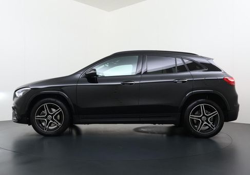 Mercedes-Benz GLA 250, 2024
